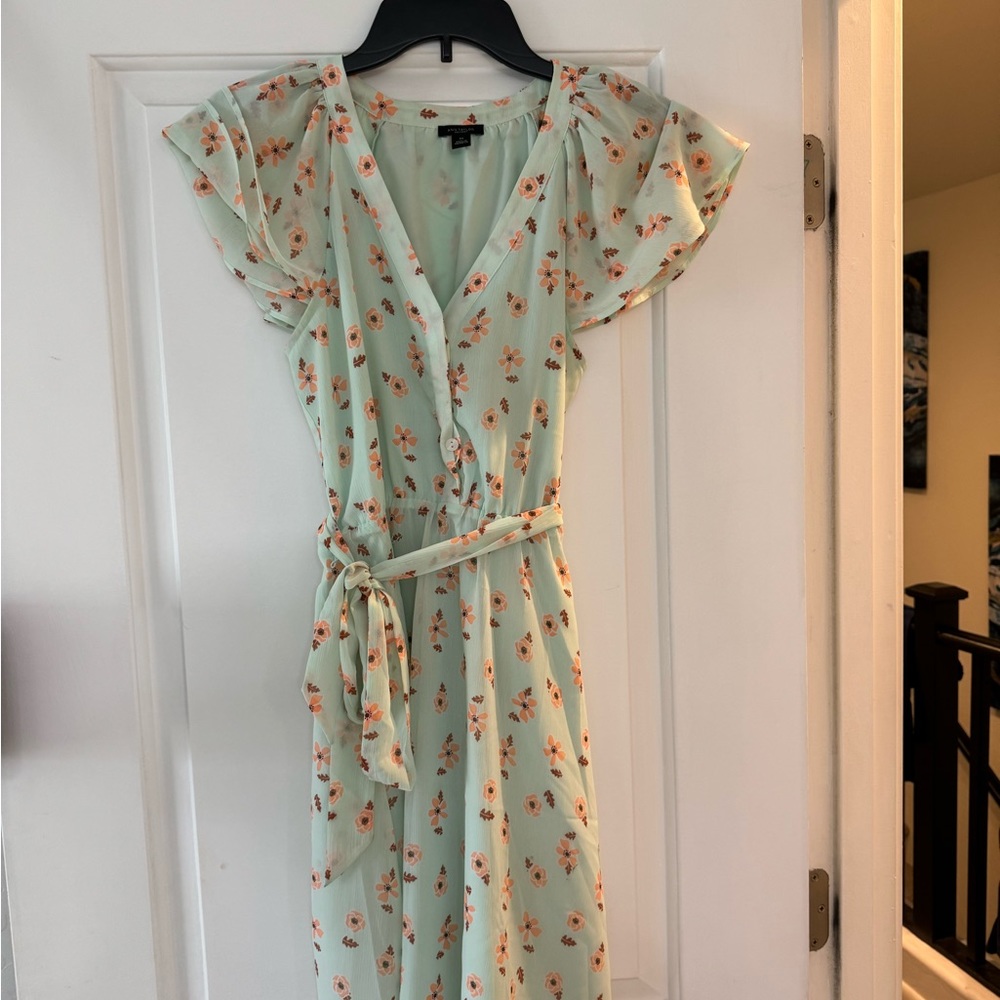 Ann Taylor factory dress in excellent condition